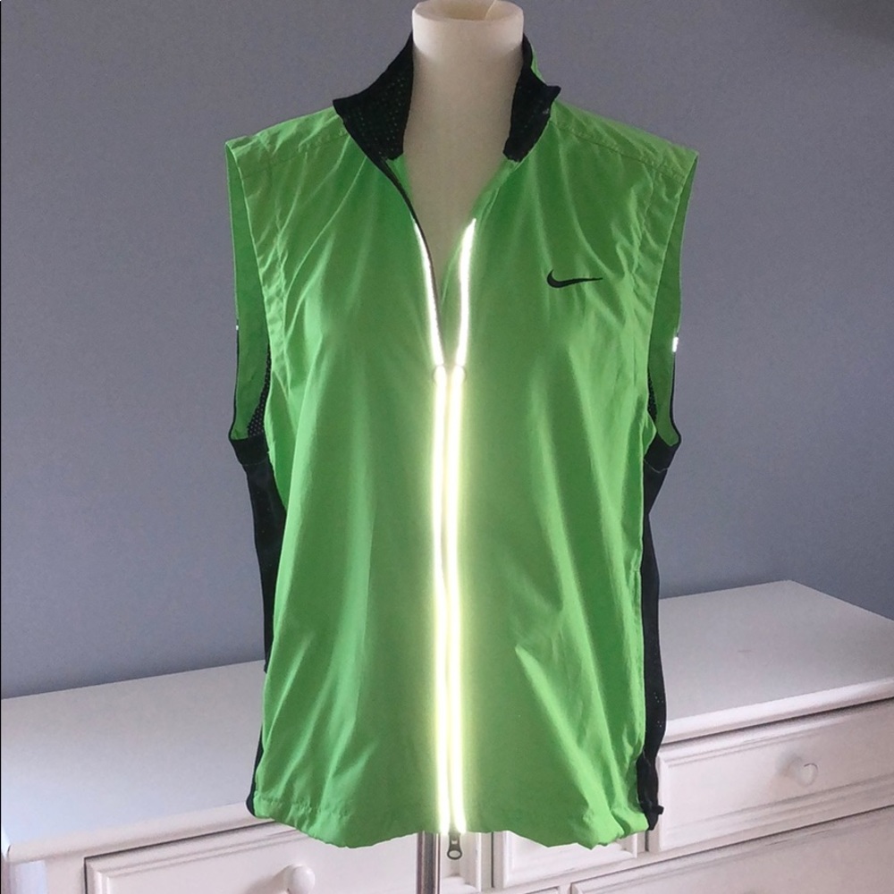 nike neon green reflective vest L
